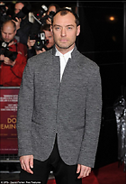 Celebrity Photo: Jude Law
691x1007 235 kb
Viewed 2 times
@BestEyeCandy.com