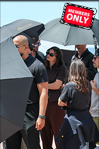 Celebrity Photo: Emily Ratajkowski
2138x3207 2.0 mb
Viewed 1 time
@BestEyeCandy.com