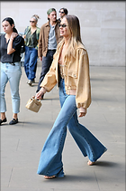 Celebrity Photo: Margot Robbie
1180x1782 183 kb
Viewed 9 times
@BestEyeCandy.com