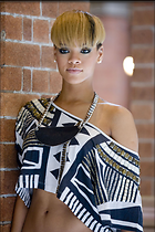 Celebrity Photo: Rihanna
2500x3750 1,012 kb
Viewed 4 times
@BestEyeCandy.com
