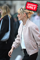 Celebrity Photo: Kristen Stewart
2475x3712 3.2 mb
Viewed 0 times
@BestEyeCandy.com