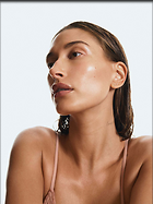 Celebrity Photo: Hailey Baldwin
960x1280 95 kb
Viewed 2 times
@BestEyeCandy.com