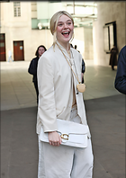 Celebrity Photo: Elle Fanning
2200x3107 1.3 mb
Viewed 10 times
@BestEyeCandy.com