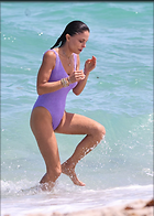 Celebrity Photo: Bethenny Frankel
1200x1680 203 kb
Viewed 27 times
@BestEyeCandy.com