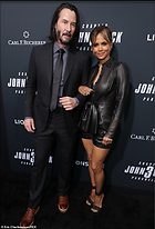 Celebrity Photo: Keanu Reeves
634x933   99 kb
Viewed 2 times
@BestEyeCandy.com