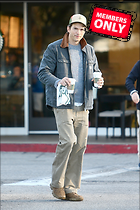 Celebrity Photo: Ashton Kutcher
2071x3107 2.9 mb
Viewed 0 times
@BestEyeCandy.com