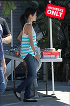 Celebrity Photo: Selena Gomez
3264x4896 1.6 mb
Viewed 0 times
@BestEyeCandy.com
