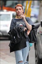 Celebrity Photo: Emma Roberts
2200x3300 1.4 mb
Viewed 7 times
@BestEyeCandy.com