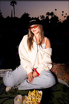 Celebrity Photo: Olivia Holt
1200x1797 260 kb
Viewed 5 times
@BestEyeCandy.com