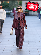 Celebrity Photo: Ashley Roberts
2078x2791 2.3 mb
Viewed 0 times
@BestEyeCandy.com