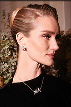 Celebrity Photo: Rosie Huntington-Whiteley
1280x1919 294 kb
Viewed 7 times
@BestEyeCandy.com