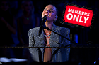 Celebrity Photo: Alicia Keys
3600x2400 3.2 mb
Viewed 1 time
@BestEyeCandy.com