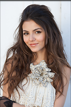 Celebrity Photo: Victoria Justice
733x1100 636 kb
Viewed 6 times
@BestEyeCandy.com