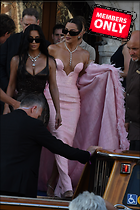 Celebrity Photo: Kimberly Kardashian
3712x5568 2.5 mb
Viewed 1 time
@BestEyeCandy.com