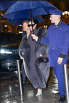 Celebrity Photo: Kimberly Kardashian
680x1020 478 kb
Viewed 4 times
@BestEyeCandy.com