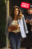 Celebrity Photo: Cindy Crawford
2200x3300 1.8 mb
Viewed 0 times
@BestEyeCandy.com