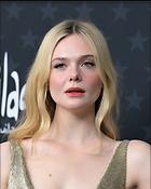 Celebrity Photo: Elle Fanning
1638x2048 1.1 mb
Viewed 8 times
@BestEyeCandy.com