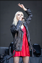 Celebrity Photo: Taylor Momsen
7 Photos
Photoset #712689
@BestEyeCandy.com