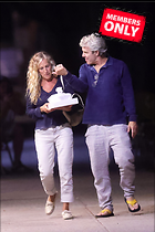 Celebrity Photo: Sarah Jessica Parker
2400x3600 1.7 mb
Viewed 0 times
@BestEyeCandy.com