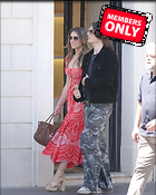 Celebrity Photo: Elizabeth Hurley
2200x2752 1.6 mb
Viewed 0 times
@BestEyeCandy.com