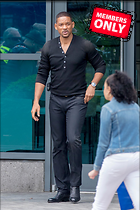 Celebrity Photo: Will Smith
2333x3500 2.6 mb
Viewed 0 times
@BestEyeCandy.com