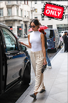 Celebrity Photo: Eiza Gonzalez
4000x6000 7.7 mb
Viewed 0 times
@BestEyeCandy.com