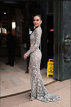 Celebrity Photo: Hailee Steinfeld
667x1000 93 kb
Viewed 9 times
@BestEyeCandy.com
