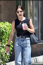 Celebrity Photo: Lucy Hale
1244x1866 1,078 kb
Viewed 12 times
@BestEyeCandy.com