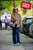Celebrity Photo: Cat Deeley
2333x3500 3.7 mb
Viewed 0 times
@BestEyeCandy.com