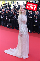 Celebrity Photo: Elle Fanning
4000x6000 3.3 mb
Viewed 1 time
@BestEyeCandy.com