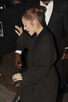 Celebrity Photo: Ariana Grande
7 Photos
Photoset #728450
@BestEyeCandy.com