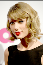 Celebrity Photo: Taylor Swift
2400x3600 952 kb
Viewed 3 times
@BestEyeCandy.com