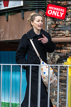 Celebrity Photo: Amber Heard
1732x2599 1.9 mb
Viewed 1 time
@BestEyeCandy.com