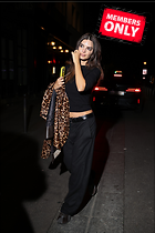 Celebrity Photo: Emily Ratajkowski
2333x3500 2.2 mb
Viewed 1 time
@BestEyeCandy.com