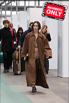 Celebrity Photo: Lily Collins
2333x3500 3.0 mb
Viewed 0 times
@BestEyeCandy.com