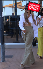 Celebrity Photo: Jennifer Lopez
2201x3500 1.7 mb
Viewed 2 times
@BestEyeCandy.com