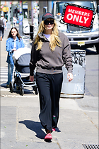 Celebrity Photo: Jennifer Lawrence
2331x3500 3.1 mb
Viewed 2 times
@BestEyeCandy.com