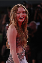 Celebrity Photo: Sadie Sink
1366x2048   662 kb
Viewed 3 times
@BestEyeCandy.com