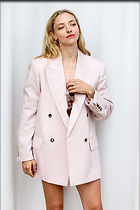 Celebrity Photo: Amanda Seyfried
1200x1799 148 kb
Viewed 15 times
@BestEyeCandy.com