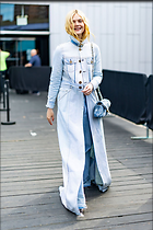 Celebrity Photo: Elle Fanning
1200x1800 220 kb
Viewed 5 times
@BestEyeCandy.com