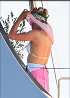 Celebrity Photo: Paris Hilton
1200x1680 161 kb
Viewed 31 times
@BestEyeCandy.com