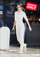Celebrity Photo: Kendall Jenner
2151x3078 1.7 mb
Viewed 0 times
@BestEyeCandy.com