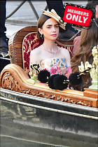 Celebrity Photo: Lily Collins
1705x2560 2.3 mb
Viewed 0 times
@BestEyeCandy.com