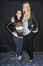 Celebrity Photo: Kristen Stewart
5 Photos
Photoset #135234
@BestEyeCandy.com