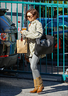 Celebrity Photo: Lily Collins
98 Photos
Photoset #304136
@BestEyeCandy.com