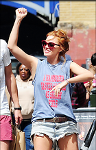 Margot Robbie out and about candids in London May 31 2
29 Photos
Photoset #285193
@BestEyeCandy.com