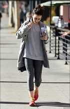 Lily Collins leaving Pilates in West Hollywood 16.12.2015
9 Photos
Photoset #301882
@BestEyeCandy.com