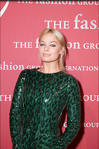 Margot Robbie 31st Annual Night of Stars The Protagoni
6 Photos
Photoset #285262
@BestEyeCandy.com