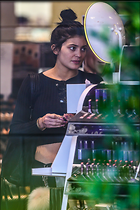 Kylie Jenner out and about candids in Calabasas March
32 Photos
Photoset #294317
@BestEyeCandy.com