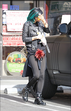 Kylie Jenner at St Jolly Donuts in Canoga Park 11.18.2020
12 Photos
Photoset #294287
@BestEyeCandy.com